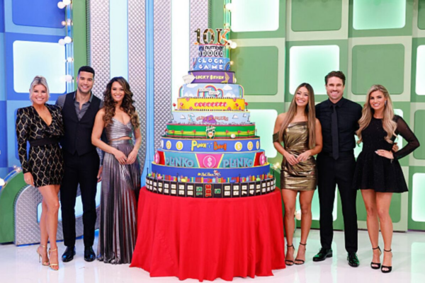 “The Price is Right” model couple James O’Halloran & Manuela Arbeláez share rare family photo, fans are thrilled